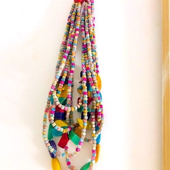 Handmade bleached wood bead‎ necklace - Picture 3 of 7